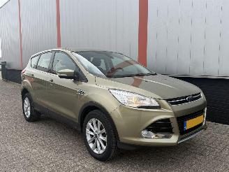 Avarii autoturisme Ford Kuga 1.5 Titanium 4WD 2015/1