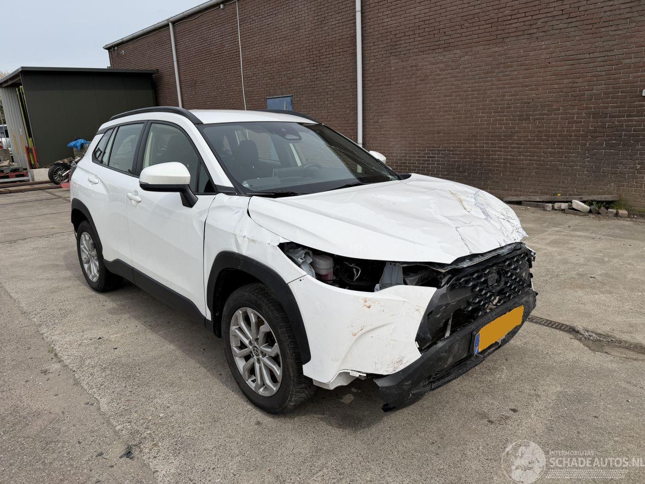 Toyota Corolla Cross Hybrid 140 Business