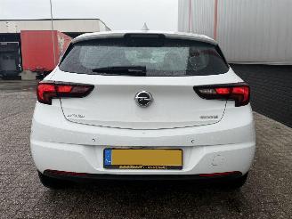 Opel Astra 1.0 Online Edition NAP picture 24