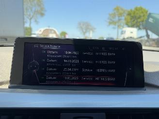 BMW 3-serie 330d xDrive picture 23