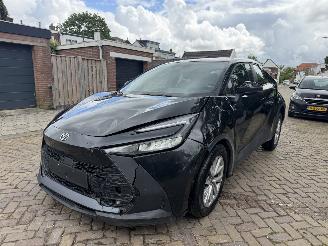 Damaged car Toyota CH-R R HYBRID 1.8 72KW AUTOMAAT 2025/1