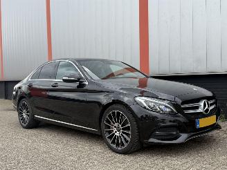 Damaged car Mercedes C-klasse 350 e Lease Edition 2015/1