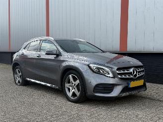 Damaged car Mercedes GLA 200d AMG AUTOMAAT 2018/1