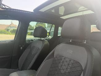 Volkswagen Tiguan 1.4 TSI eHybrid R-Line HEAD UP PANO picture 14