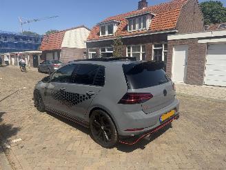 Damaged car Volkswagen Golf 2.0 TSI GTI TCR AKRA 2020/1