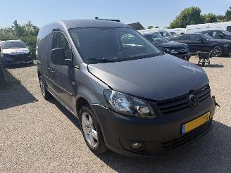Schadeauto Volkswagen Caddy 1.6 TDI MARGE 2015/1