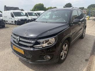 Schadeauto Volkswagen Tiguan 1.4 TSI Sport & Style 2015/1