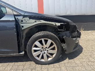 Seat Leon 1.0 TSI FR AUTOMAAT picture 4