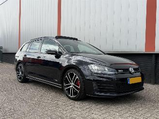 Coche accidentado Volkswagen Golf GTD 184 PK SPORT 2015/1