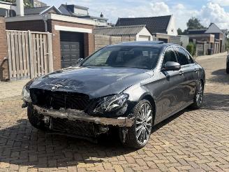 Damaged car Mercedes E-klasse E400 4 Matic 2017/1