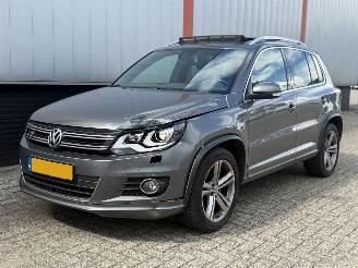Volkswagen Tiguan 1.4 TSI R LINE NAP PANO picture 24