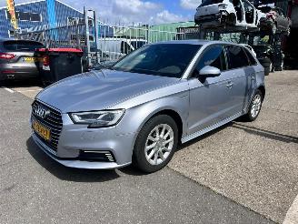 Unfallwagen Audi A3 1.4 SPORTBACK E-TRON 2018/4
