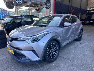 Coche accidentado Toyota CH-R 1.8 HYRBIDE 2018/1