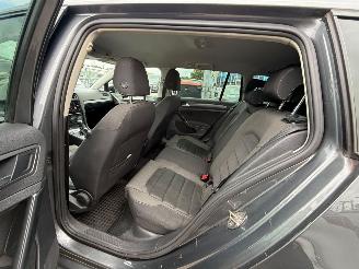 Volkswagen Golf 1.6 TDI / DSG / picture 8