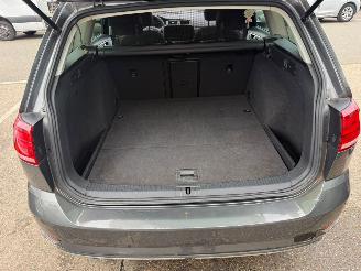Volkswagen Golf 1.6 TDI / DSG / picture 13