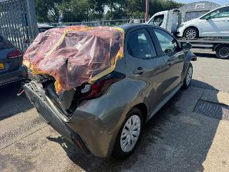 Toyota Yaris 1.5 HYRBIDE picture 4