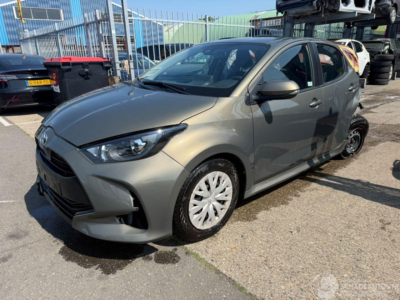 Toyota Yaris 1.5 HYRBIDE