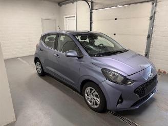 Vaurioauto  passenger cars Hyundai I-10  2024/10