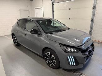 Voiture accidenté Peugeot 208  2025/4