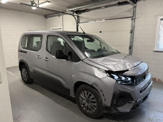 Coche accidentado Peugeot Rifter  2024/8