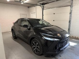 Schadeauto Toyota C-HR  2025/8
