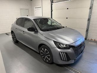 uszkodzony samochody osobowe Peugeot 208  2025/11