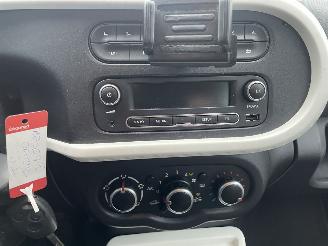 Renault Twingo 5drs airco picture 13