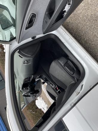 Seat Leon 1.6 tdi 85kw picture 15