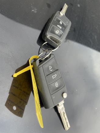 Volkswagen Golf 1.6 tdi picture 16