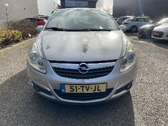 Opel Corsa 1.2 5drs airco picture 2