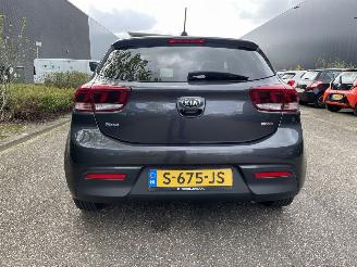 Kia Rio 1.0 88kw picture 3