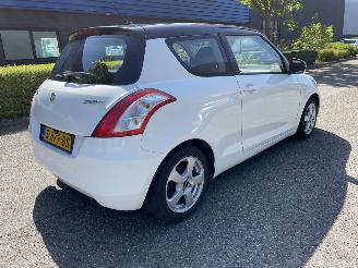 Vaurioauto  passenger cars Suzuki Swift 1.2 airco 2011/8