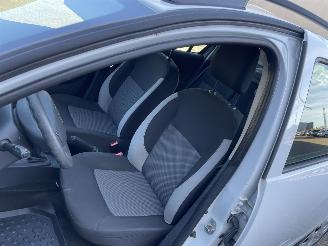 Dacia Logan 0.9 66kw picture 8