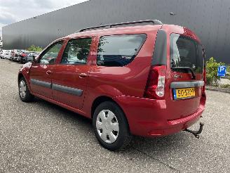 Coche accidentado Dacia Logan 1.6 7persoons 2011/11