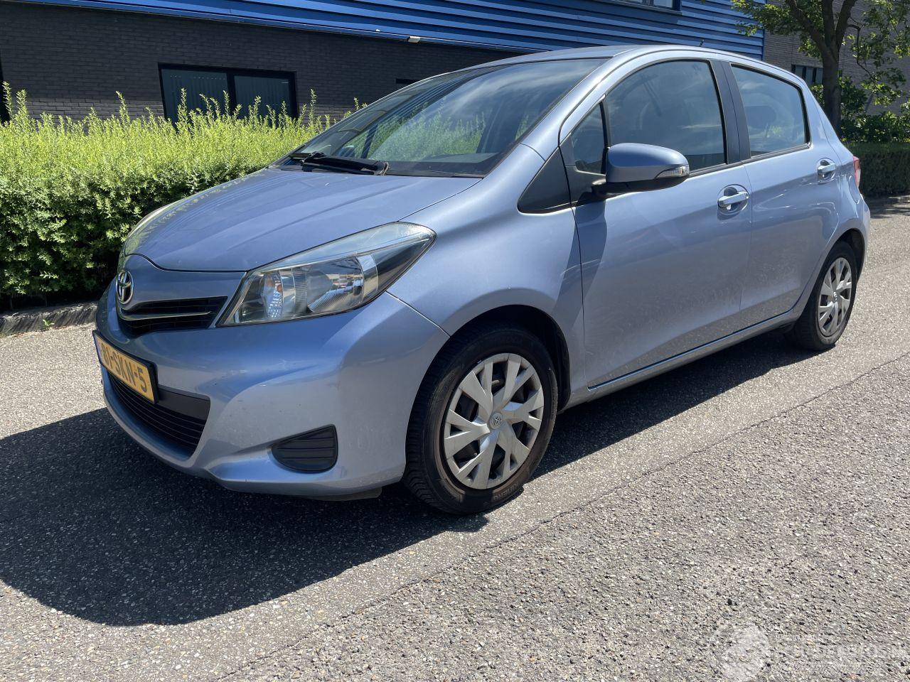 Toyota Yaris 1.3 5drs