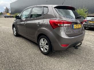 krockskadad bil auto Hyundai Ix20 1.4 airco 2015/5