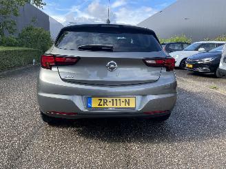 Opel Astra 77kw 5drs picture 2