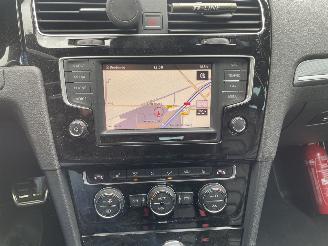 Volkswagen Golf 2.0 tdi 110kw Aut. R-Line picture 11