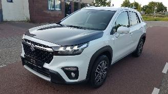 uszkodzony samochody osobowe Suzuki S-Cross 1.4 BOOSTERJET HYBRID 2024/6