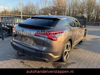 Damaged car Citroën C5 X C5X Feel Pack Hybrid 132 kW 2024/1