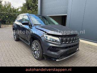 Auto incidentate Jeep Compass 1.3l T4-PHEV 177kW Summit Automatik 4WD 2024/7