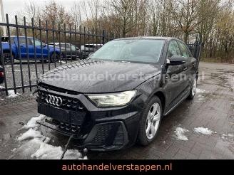 Schadeauto Audi A1 Sportback 25 TFSI S line S-TRonic 2023/12
