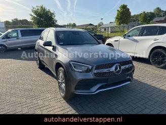 Unfallwagen Mercedes GLC 300e 235KW 4Matic AMG Sport 2021/9