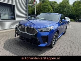 Coche accidentado BMW iX2 30 xDrive M Sport 230KW Harman NAVI AHK 2025/7