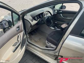 Peugeot 308 308 SW (4E/H), Combi 5-drs, 2007 / 2014 1.6 HDiF 16V picture 9