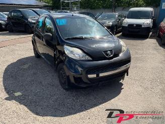 Uttjänta bilar auto Peugeot 107 107, Hatchback, 2005 / 2014 1.0 12V 2010/11