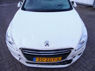 Peugeot 508 508 (8D), Sedan, 2010 / 2018 2.0 Hybrid4 16V picture 2