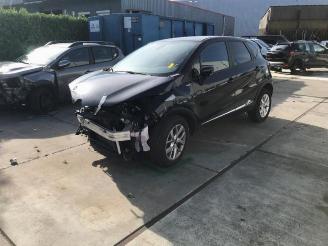 Vrakbiler auto Renault Captur Captur (2R), SUV, 2013 1.3 TCE 150 16V 2019/10