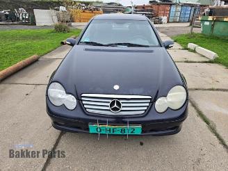 Démontage voiture Mercedes C-klasse C Sportcoupe (C203), Hatchback, 2000 / 2008 1.8 C-200K 16V 2003/5