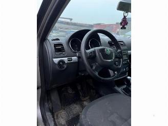 Skoda Yeti Yeti (5LAC), SUV, 2009 / 2017 1.4 TSI 16V picture 8